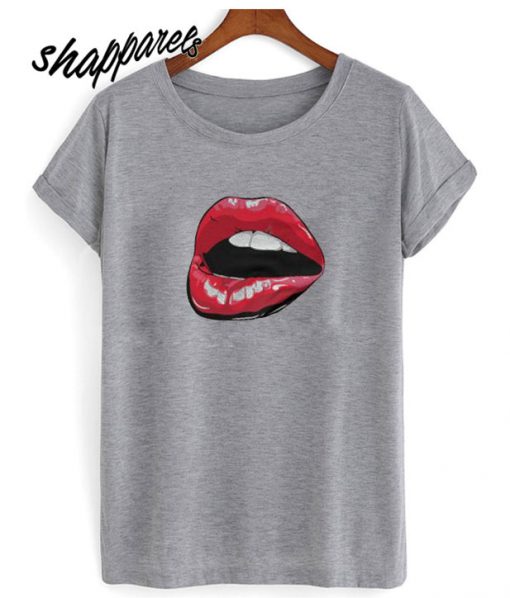 Lipstick Kiss T shirt