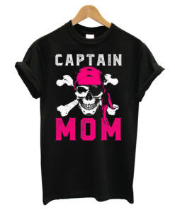 Captain mom T-shirt